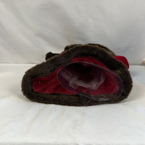 2 Dickens Carolers Adult Figures Valerie Parr Hill Christmas - Picture 9 of 16